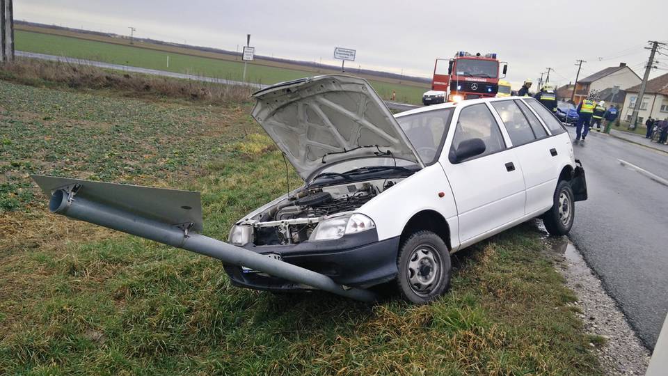 Egy Suzukinak tkztt a Skoda Tplnszentkeresztnl