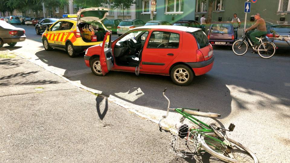 Eltttek egy kerkprost a belvrosban