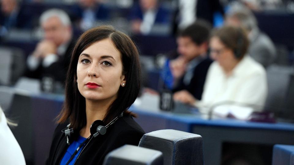 Cseh Katalin a gyermekvdelmi trvny ellen tervez akcit Brsszelben