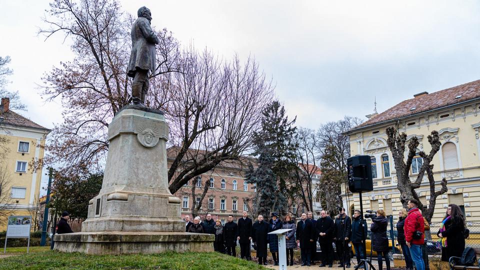 200 ve szletett Horvth Boldizsr