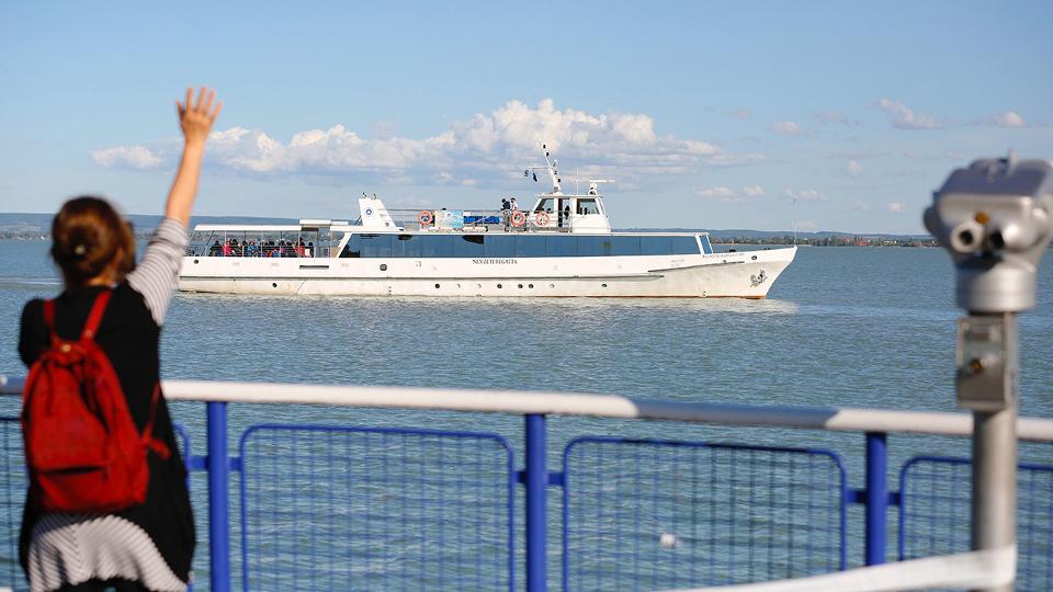 Kezdett vette a 177. hajzsi szezon a Balatonon