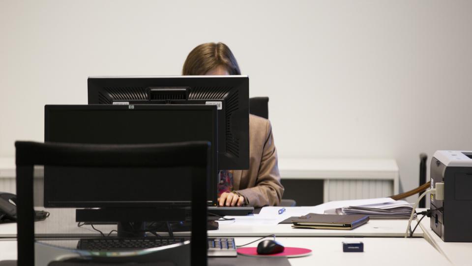 A Z generci tagjai falnak mennek a munktl, stresszesek s hamar kignek