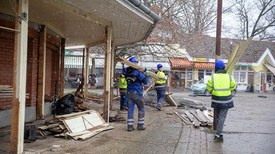 A drguls mindenkit utolrt: mr azok is dolgoznnak, akik eddig messzirl kerltk a munkaerpiacot