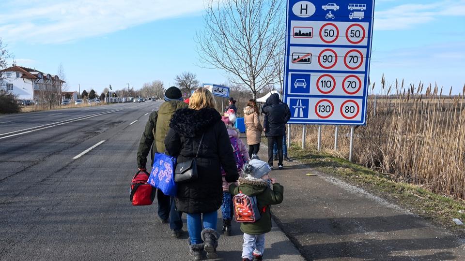 Kilencvenezren lptk t a magyar hatrt Ukrajna fell