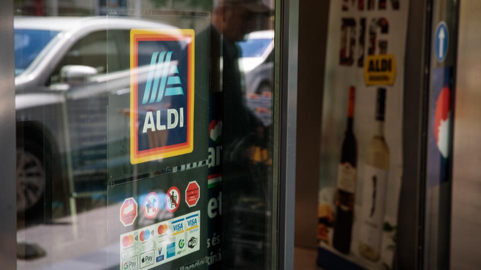 Drasztikusan cskkenti az egyik alapvet lelmiszer rt az Aldi
