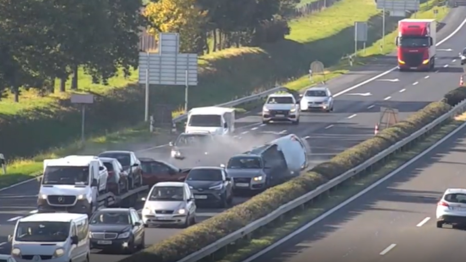 Frissshu Minden Szombathelyről és Környékéről Tömegkarambol Történt Az M1 Esen Biatorbágynál 