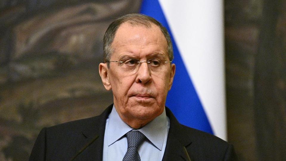 Lavrov: A NATO ne szlltson tbb fegyvert Ukrajnnak