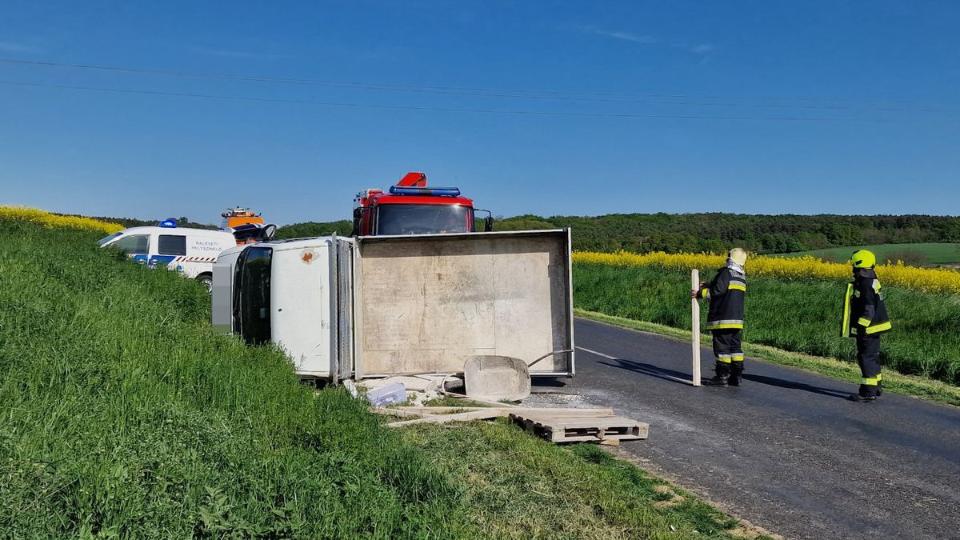 Felborult egy kisteheraut Narda kzelben