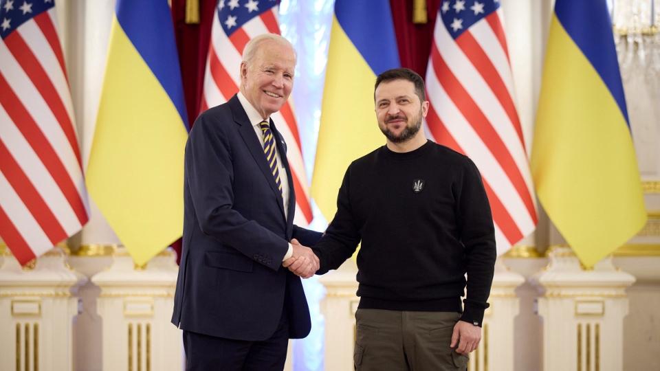 Breaking: Kijevbe rkezett Joe Biden, flmillirdos tmogatst jelentett be Ukrajnnak