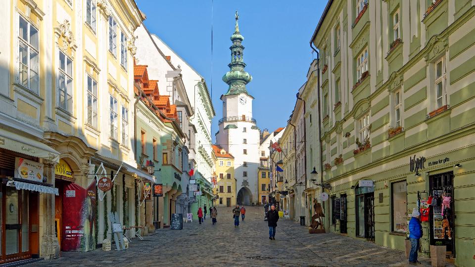 t napra cskkent a karantnktelezettsg a Szlovkiba utazknak