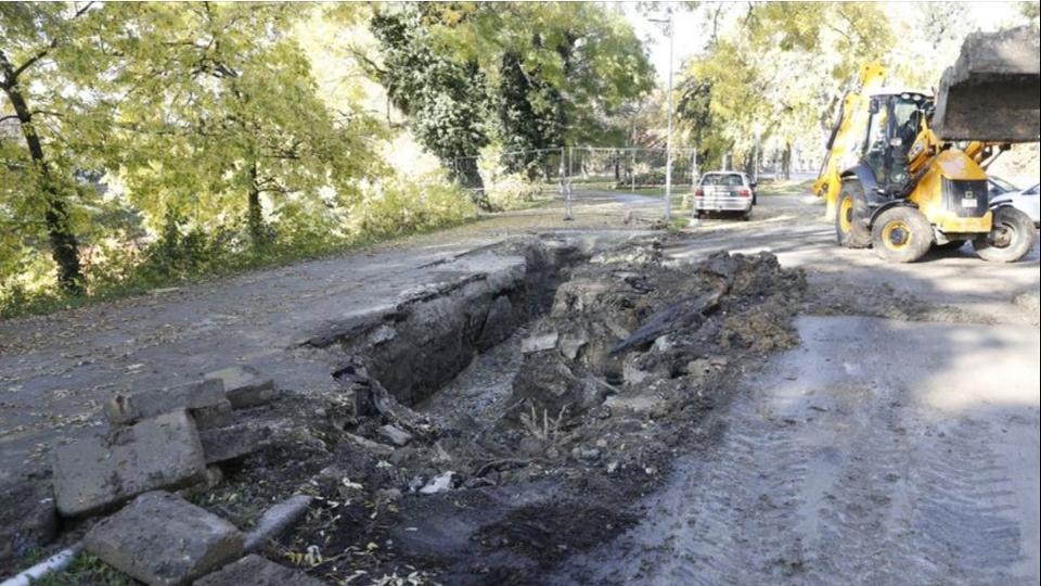 Nyomsprba utn llt le a tvfts: szerdn mg dolgoztak a szombathelyi tvhszolgltat munkatrsai