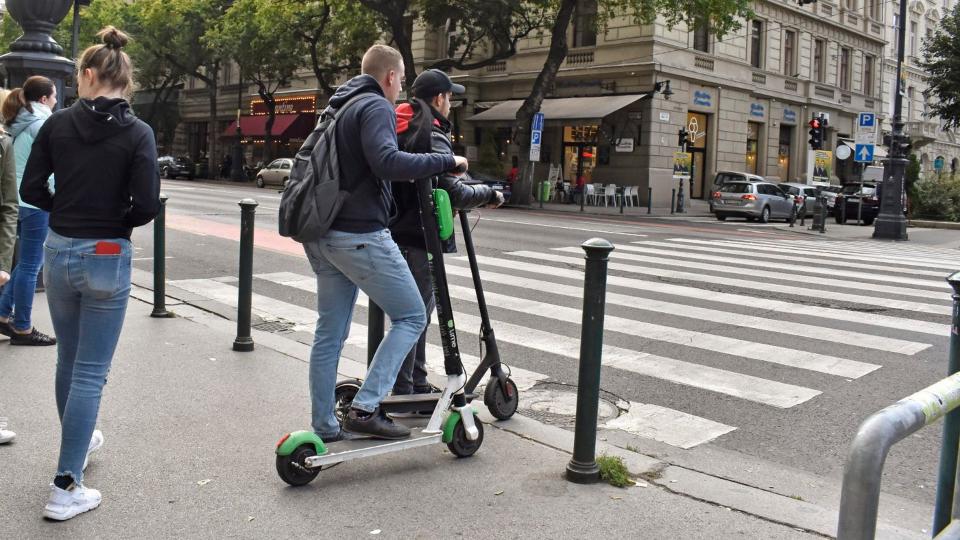 Eldlhet, kell-e jogostvny az elektromos rollerre