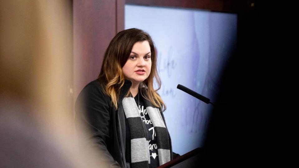 „Lttam a 13 hetes babt, aki harcolt az letrt” – Abby Johnson a vlasztsprtiak oldalrl az letprtiakhoz llt