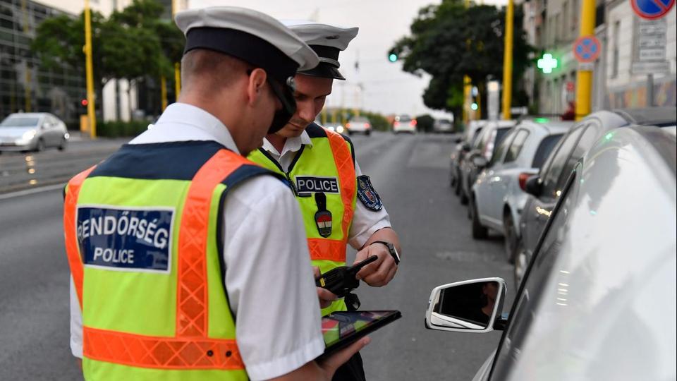 Rendri siker: 33 v utn kaptk el a magyar pap belga gyilkost