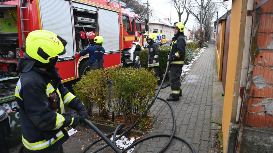 Kigyulladt egy csaldi hz Srvron – meghalt egy n