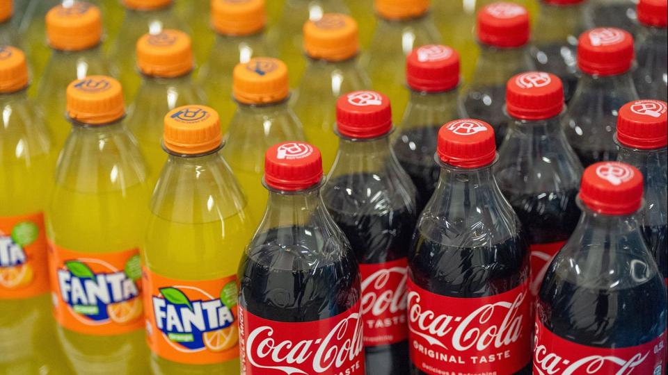rik az jabb botrny: A Coca-Cola elismerte, hogy az idehaza forgalmazott Fantban fele annyi narancs van, mint a klfldn kaphatban