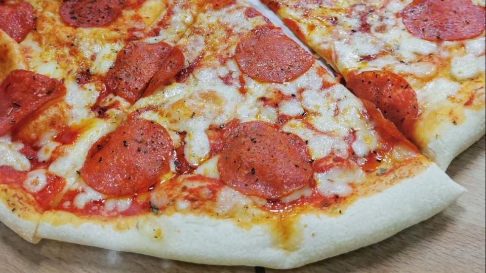 risi a botrny: „kokainfelttes” pizzt rultak egy dsseldorfi pizzriban