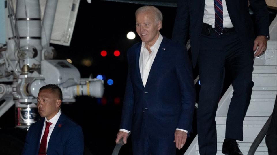 Joe Biden csaknem tmillird dollrnyi ukrn adssgot engedne el